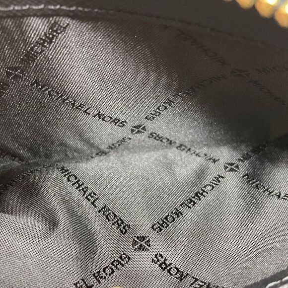 Michael Kors Jet Set Travel Large Saffiano Leather Quarter-Zip Wallet Bag Purse - Picture 8 of 12